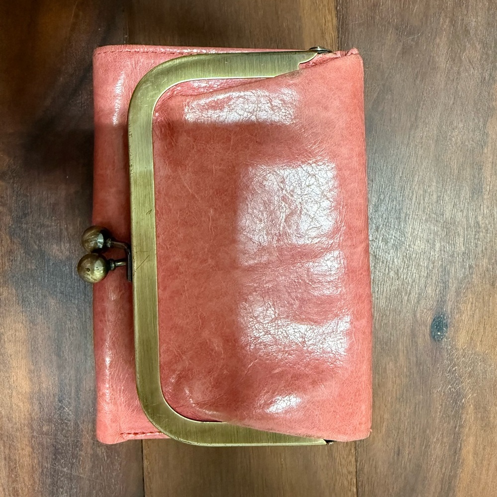 Hobo Coral Wallet